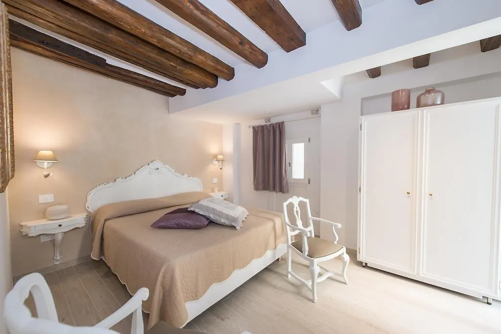 Savoia E Jolanda Apartments Venice