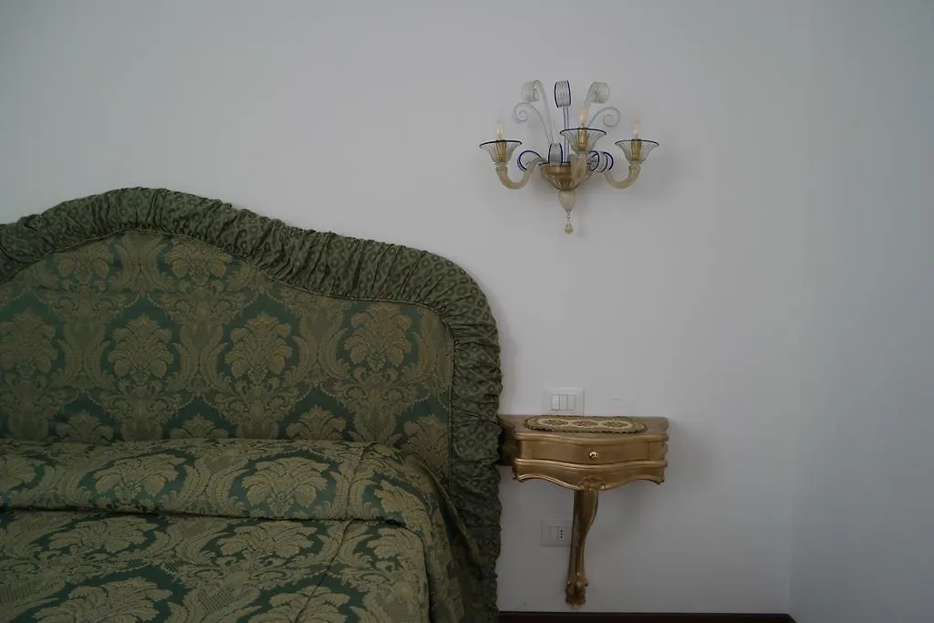 Savoia E Jolanda Apartments Veneza