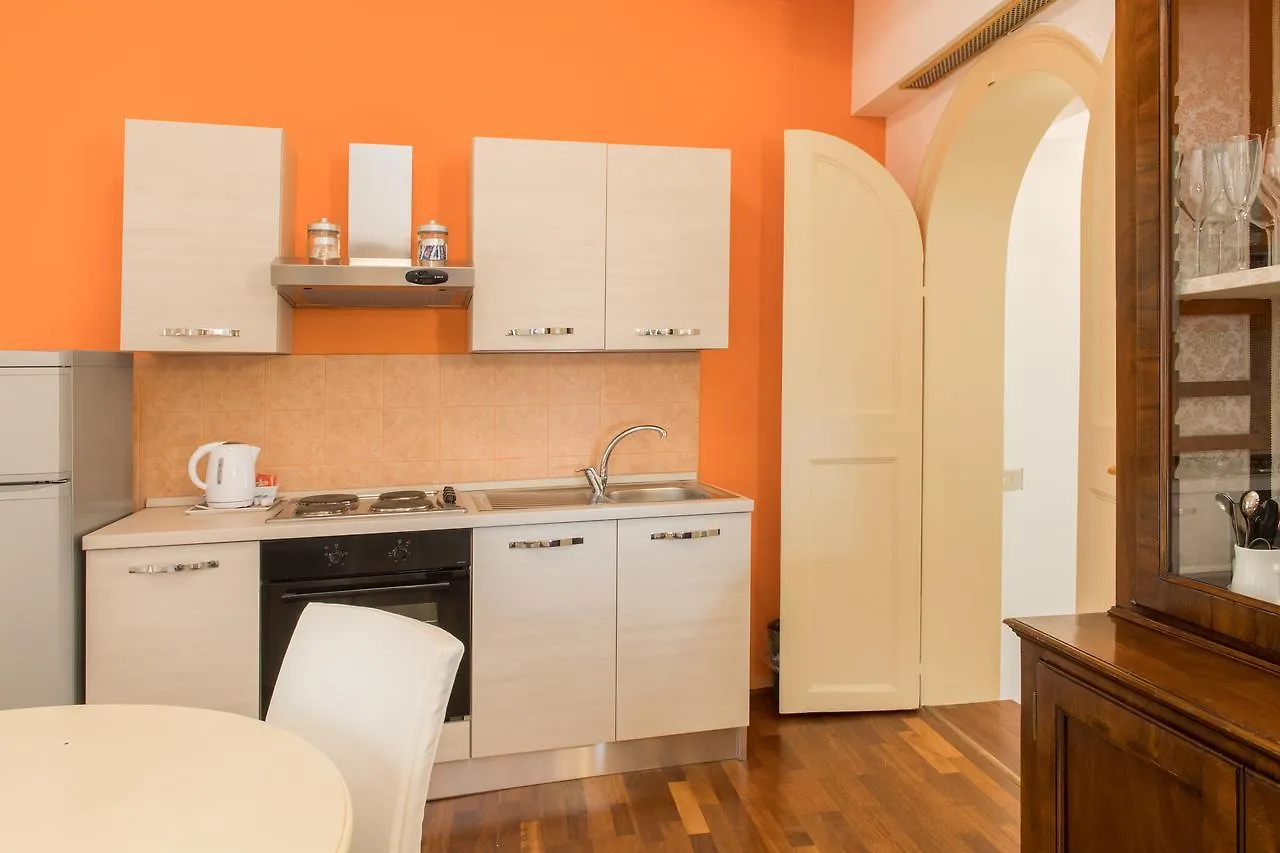 Savoia E Jolanda Apartments Veneza Itália