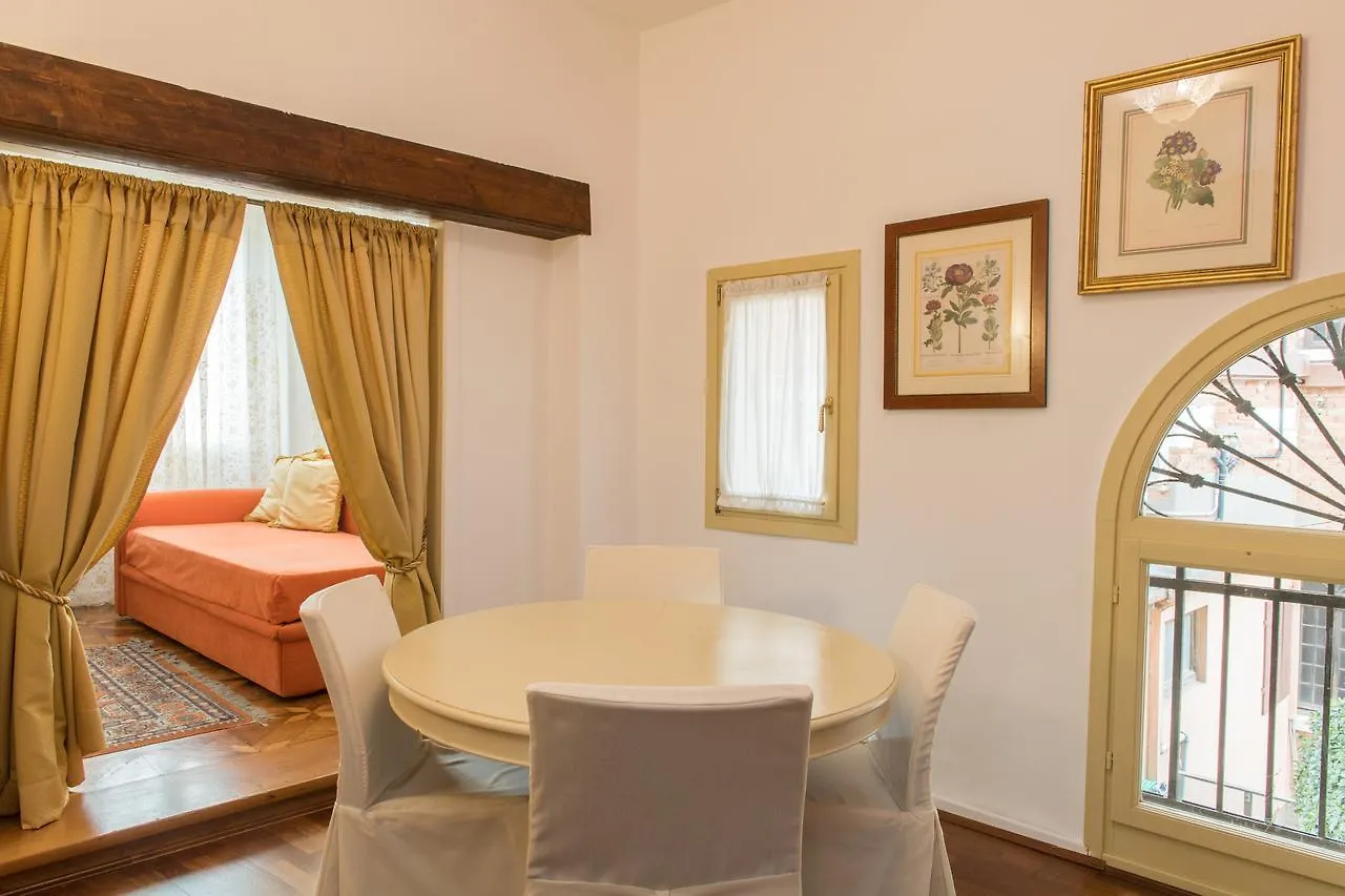Savoia E Jolanda Apartments Veneza