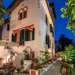 2* Otel Stella