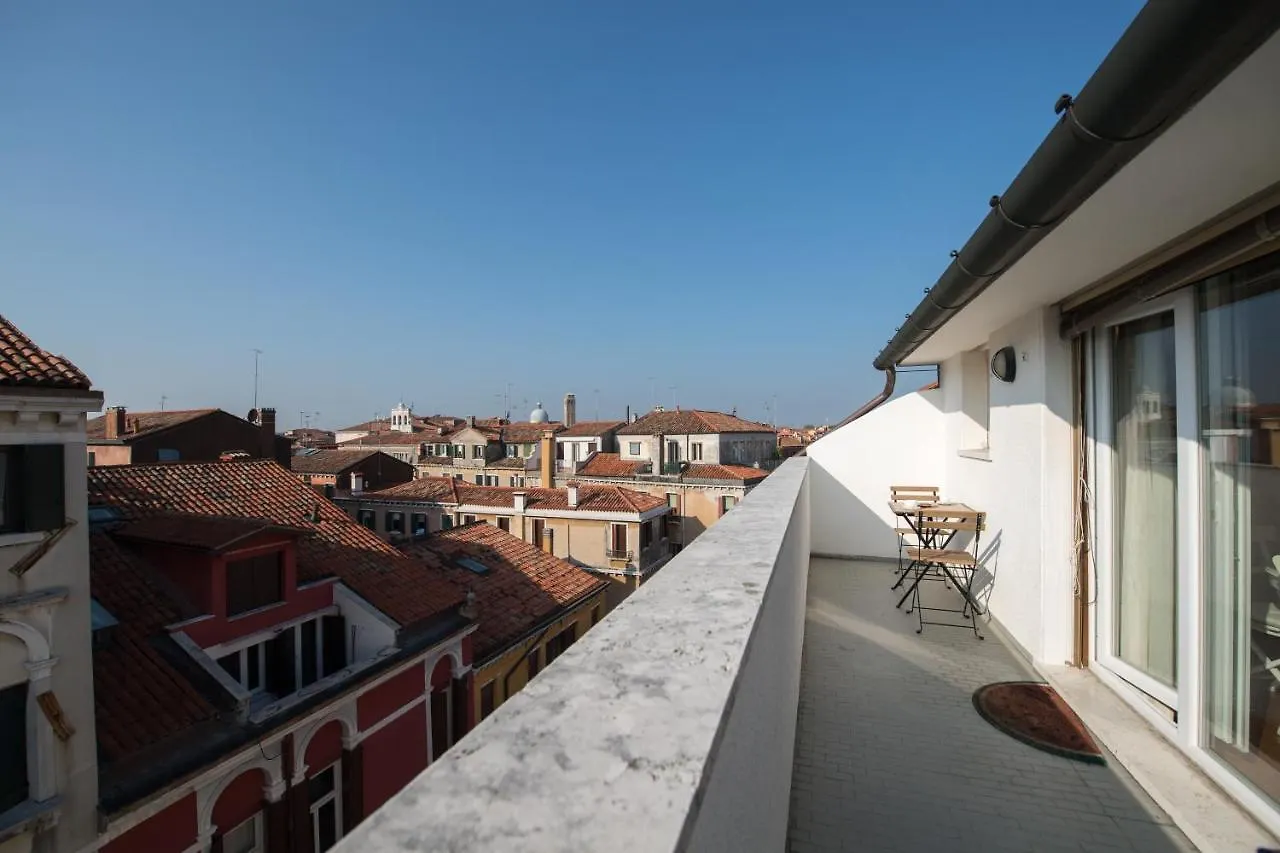 Savoia E Jolanda Apartments Βενετία 0*,  Ιταλία