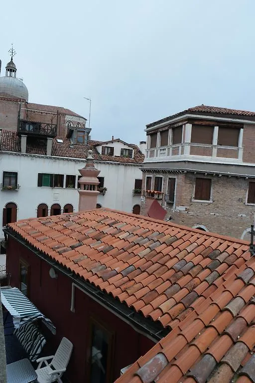 Savoia E Jolanda Apartments Βενετία