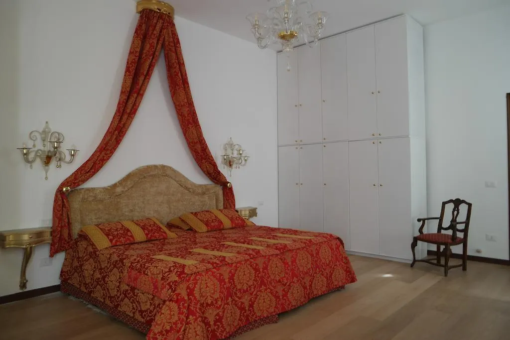 Savoia E Jolanda Apartments Venecia