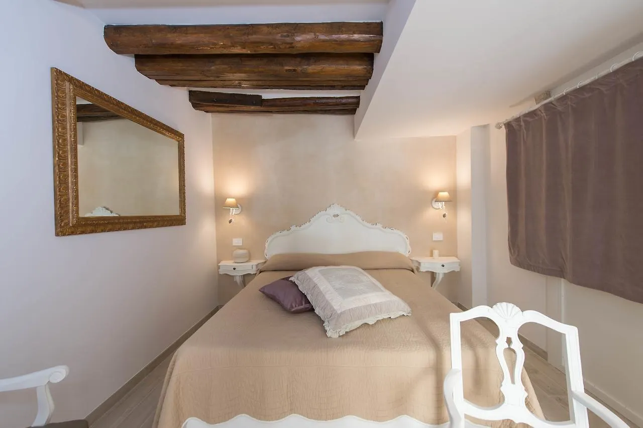 Savoia E Jolanda Apartments Βενετία Ιταλία