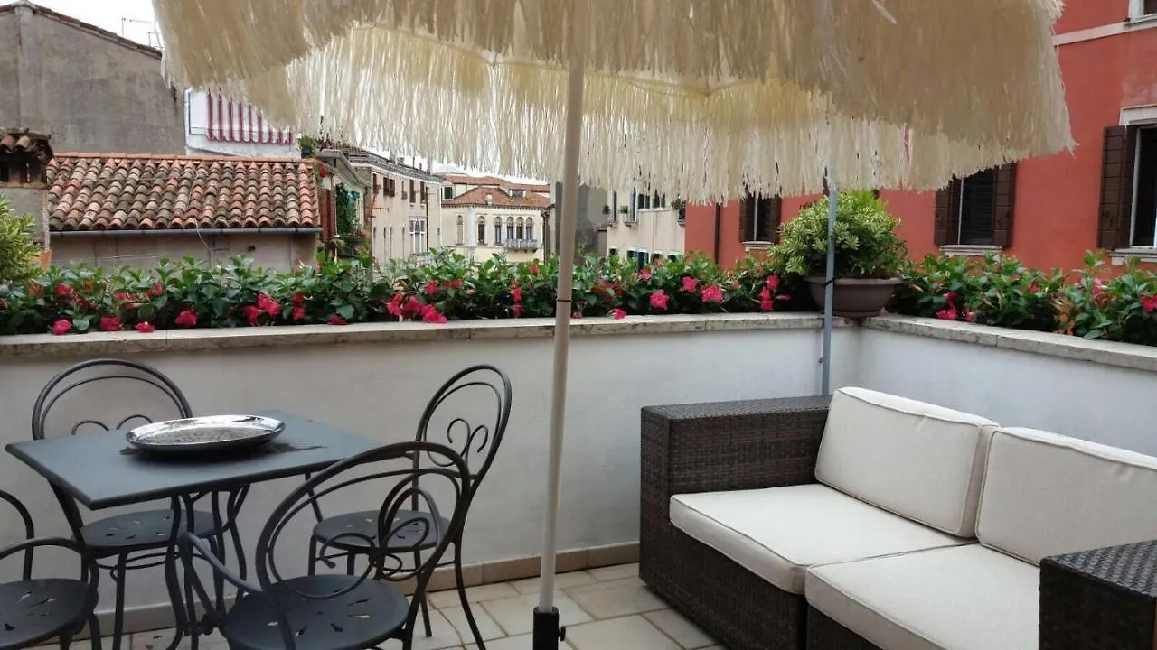 Savoia E Jolanda Apartments Venice 0*,  Italy