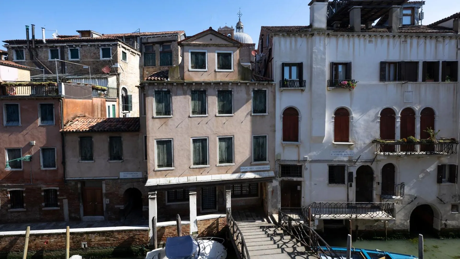 Savoia E Jolanda Apartments Venice