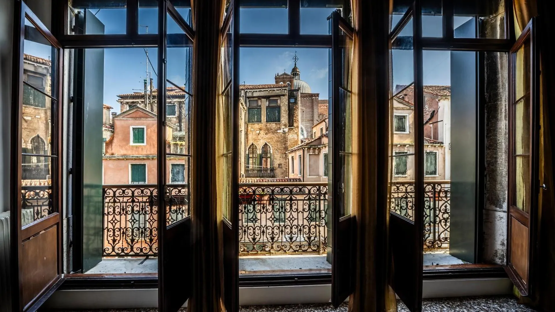 Savoia E Jolanda Apartments Venice