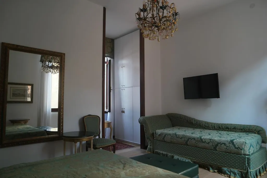 Savoia E Jolanda Apartments Venice