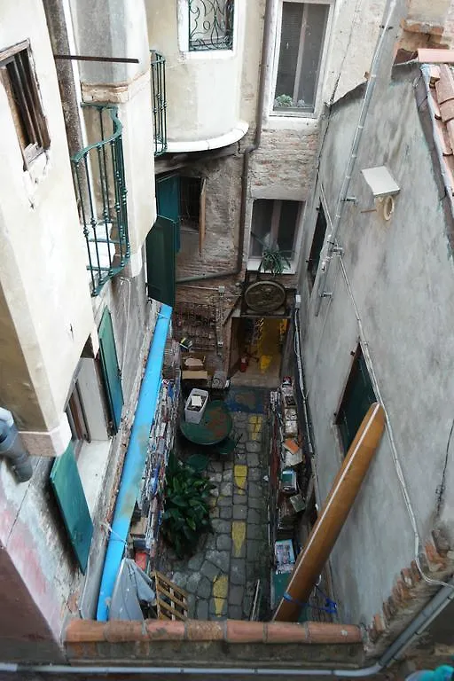 Savoia E Jolanda Apartments Venice Italy