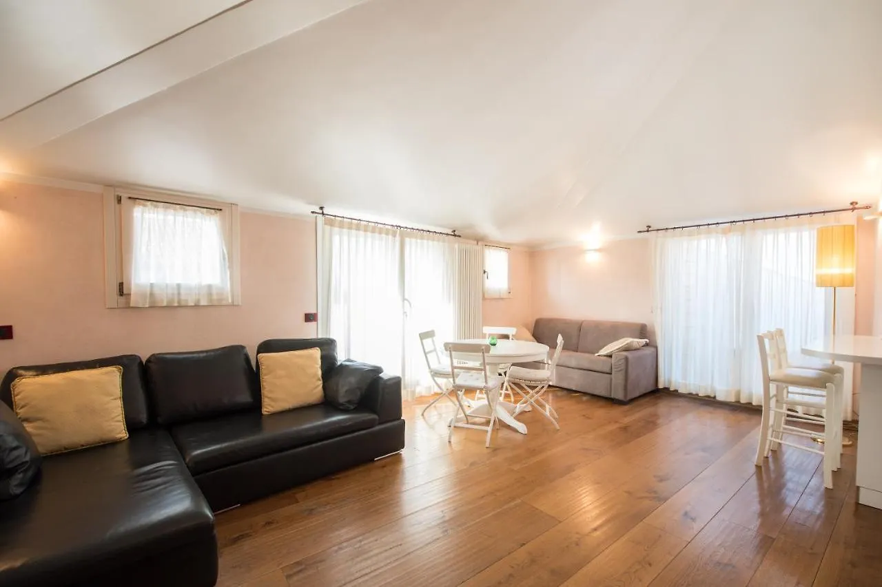 Savoia e jolanda Apartments Venezia Italia